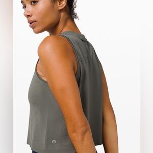 Lululemon - Breathe Cropped Swiftly Logo Print Tank Top in Olive Green